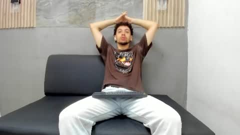 Snapshot of israel_gray chatting on 07-15-26, 12:21 Israel online show from 07-15-26, 12:21