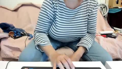 Snapshot of israelymilf chatting on 12-19-24, 08:23 Marta online show from 12-19-24, 08:23