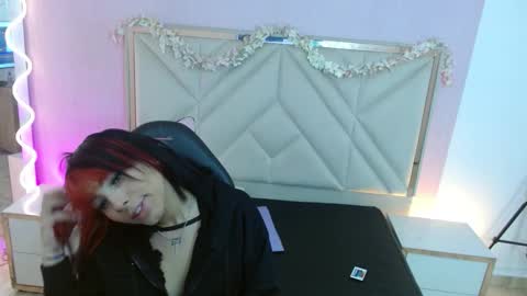 Issa online show from 02-09-26, 03:32