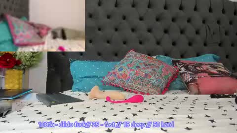 Issy online show from 06-16-26, 06:05