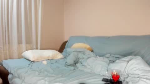 Snapshot of issabelle_69 chatting on 10-12-25, 05:28 Issabelle online show from 10-12-25, 05:28
