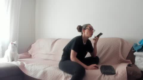 Issabelle online show from 07-15-26, 07:46