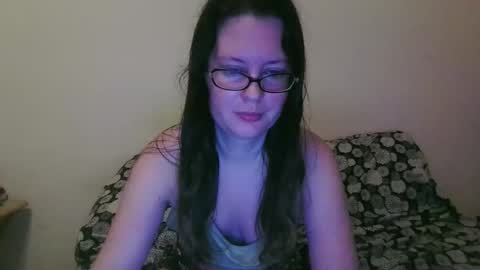Snapshot of issamayy333 chatting on 06-03-26, 06:05 issamayy333 online show from 06-03-26, 06:05