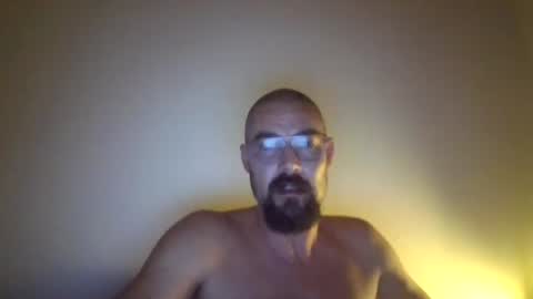 Snapshot of isso7 chatting on 09-29-25, 11:20 isso7 online show from 09-29-25, 11:20