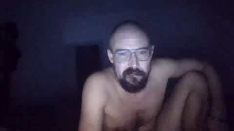 Snapshot of isso7 chatting on 10-29-25, 12:24 isso7 online show from 10-29-25, 12:24