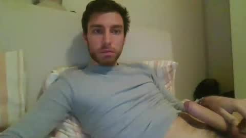 italian_boy_22 online show from 12-19-24, 03:30