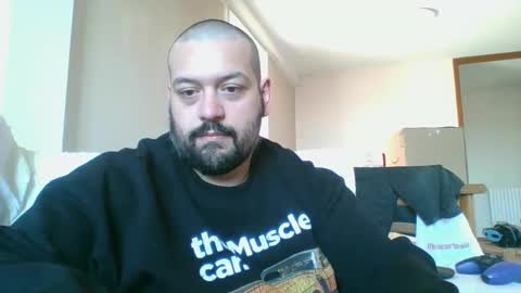 Snapshot of italianbigboy932 chatting on 05-16-26, 12:15 italianbigboy932 online show from 05-16-26, 12:15