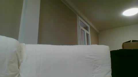 Snapshot of italianbigboy932 chatting on 05-18-26, 04:24 italianbigboy932 online show from 05-18-26, 04:24