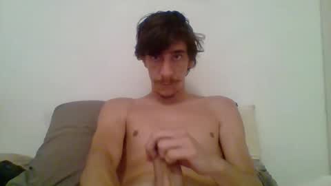 Snapshot of italianboy2894 chatting on 10-15-25, 01:22 italianboy2894 online show from 10-15-25, 01:22