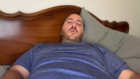 Snapshot of italianknob chatting on 07-23-26, 05:38 Valentino online show from 07-23-26, 05:38