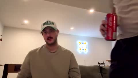 italianladd online show from 11-30-25, 09:24