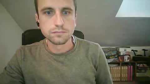 italiano116116 online show from 10-30-25, 08:38