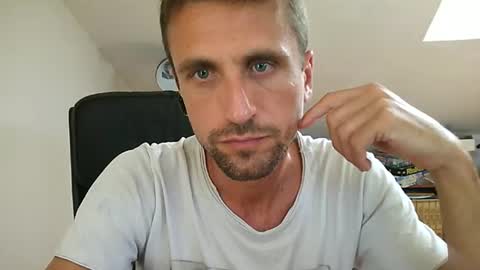 italiano116116 online show from 07-14-26, 01:06