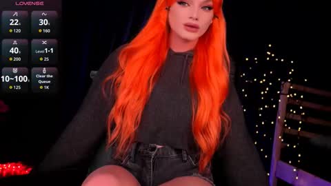 Snapshot of itelia chatting on 11-19-25, 01:33 ITELIA online show from 11-19-25, 01:33