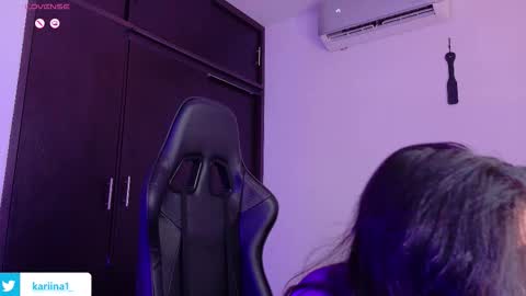 Snapshot of its_bunnyy chatting on 01-18-26, 12:58 K A R I online show from 01-18-26, 12:58