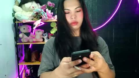 Snapshot of its_chloe20 chatting on 05-11-26, 06:49 its_chloe20 online show from 05-11-26, 06:49