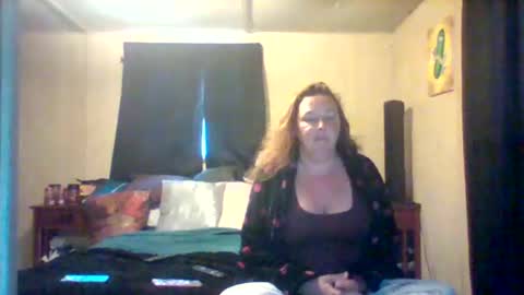 Snapshot of its_kimber chatting on 04-23-26, 02:30 its kimber online show from 04-23-26, 02:30