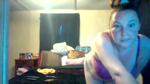 Snapshot of its_kimber chatting on 05-06-26, 02:22 its kimber online show from 05-06-26, 02:22