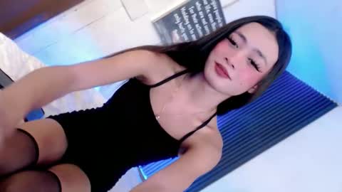 its_me_luna1111 online show from 02-27-26, 08:25