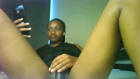 Snapshot of its_natasha chatting on 01-28-25, 06:05 its_natasha online show from 01-28-25, 06:05