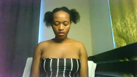 Snapshot of its_natasha chatting on 03-05-25, 04:34 its_natasha online show from 03-05-25, 04:34