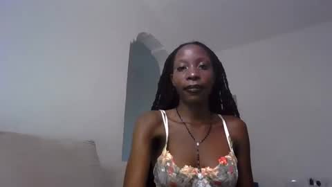 Snapshot of its_reen chatting on 01-11-26, 12:21 reen online show from 01-11-26, 12:21