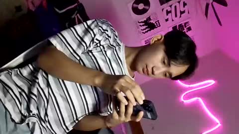 Snapshot of its_saya chatting on 06-15-26, 03:09 its_saya online show from 06-15-26, 03:09