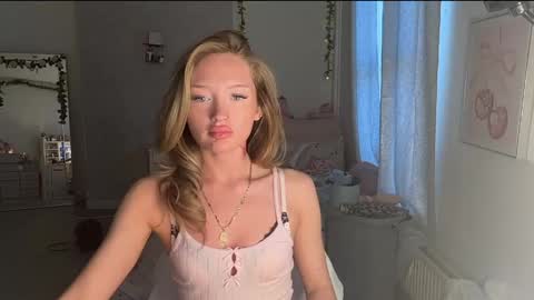 Bella Peach online show from 05-01-26, 11:26