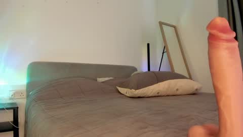 Snapshot of itsbellax chatting on 06-29-26, 01:55 Isabella online show from 06-29-26, 01:55