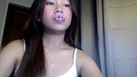 Snapshot of itscandygurl chatting on 01-11-25, 06:33 Candy online show from 01-11-25, 06:33