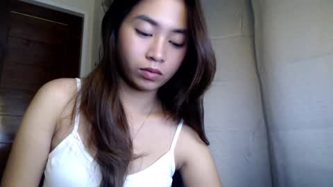 Snapshot of itscandygurl chatting on 02-05-25, 05:53 Candy online show from 02-05-25, 05:53