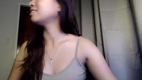 Snapshot of itscandygurl chatting on 03-01-25, 04:44 Candy online show from 03-01-25, 04:44