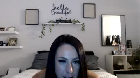 Snapshot of itscocosworld chatting on 06-24-26, 10:25 CoCo Dee online show from 06-24-26, 10:25