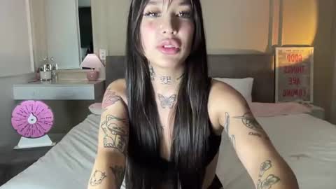 Snapshot of itshelltai chatting on 06-16-26, 03:58 helltai online show from 06-16-26, 03:58