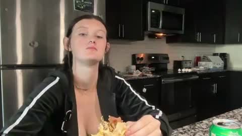 itsKaylaaa online show from 06-09-26, 11:27