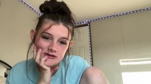 itsKaylaaa online show from 06-16-26, 12:35