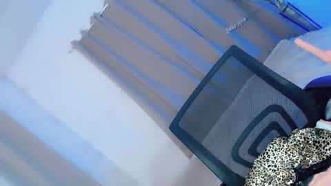 itsme_jenny online show from 10-30-25, 12:01