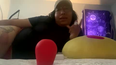 Snapshot of itsmehhhh chatting on 11-07-25, 09:59 itsmehhhh online show from 11-07-25, 09:59