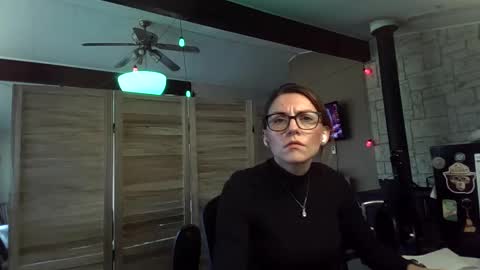 ItsMeSophie X online show from 11-14-25, 05:44