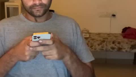 Snapshot of itsmylife021 chatting on 10-19-25, 03:01 Raje online show from 10-19-25, 03:01