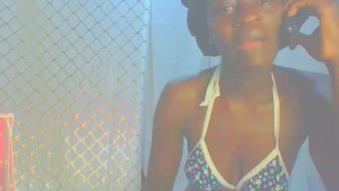 Queen blacq online show from 10-23-25, 08:35