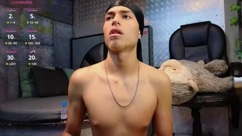 itszairen online show from 03-12-26, 04:18