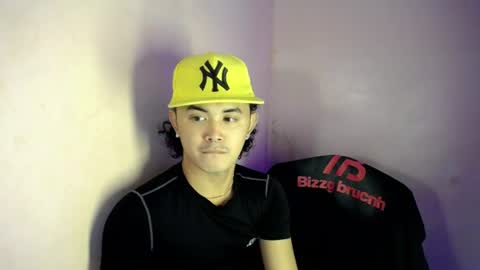 Snapshot of itzme_dex chatting on 07-20-26, 02:41 itzme_dex online show from 07-20-26, 02:41