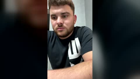 iurcupetru07 online show from 12-15-25, 02:54