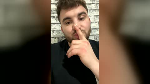 iurcupetru07 online show from 12-18-25, 12:17