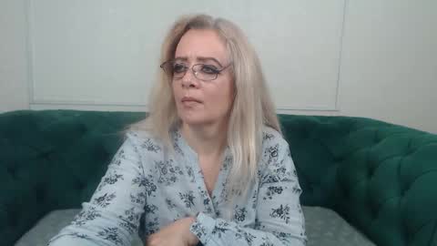 ivanacharm online show from 09-22-25, 03:30