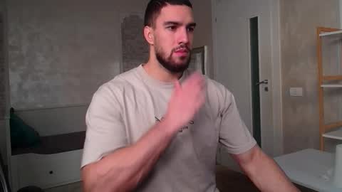 Snapshot of ivanhydee chatting on 10-30-25, 05:42 IvanHydee online show from 10-30-25, 05:42