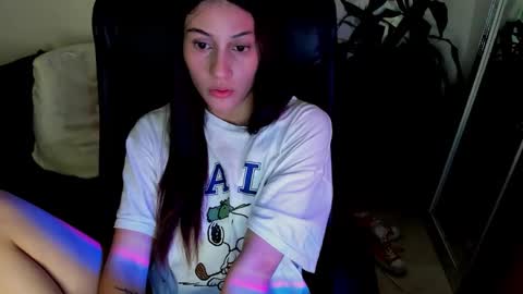 ivanna_essis online show from 10-26-25, 01:22