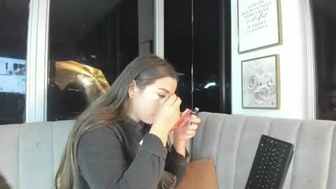 Snapshot of ivanna_west chatting on 06-18-26, 09:58 Ivanna West online show from 06-18-26, 09:58