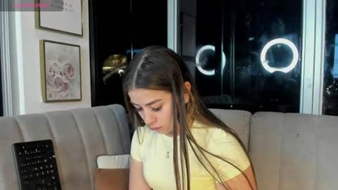 Snapshot of ivanna_west chatting on 06-21-26, 10:18 Ivanna West online show from 06-21-26, 10:18